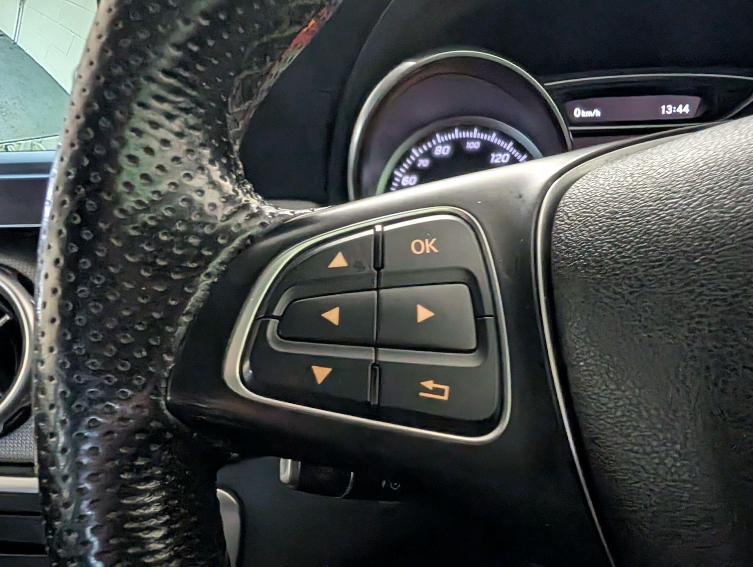 Used Mercedes-Benz GLA 2018 for sale - 76592677: Photo 30