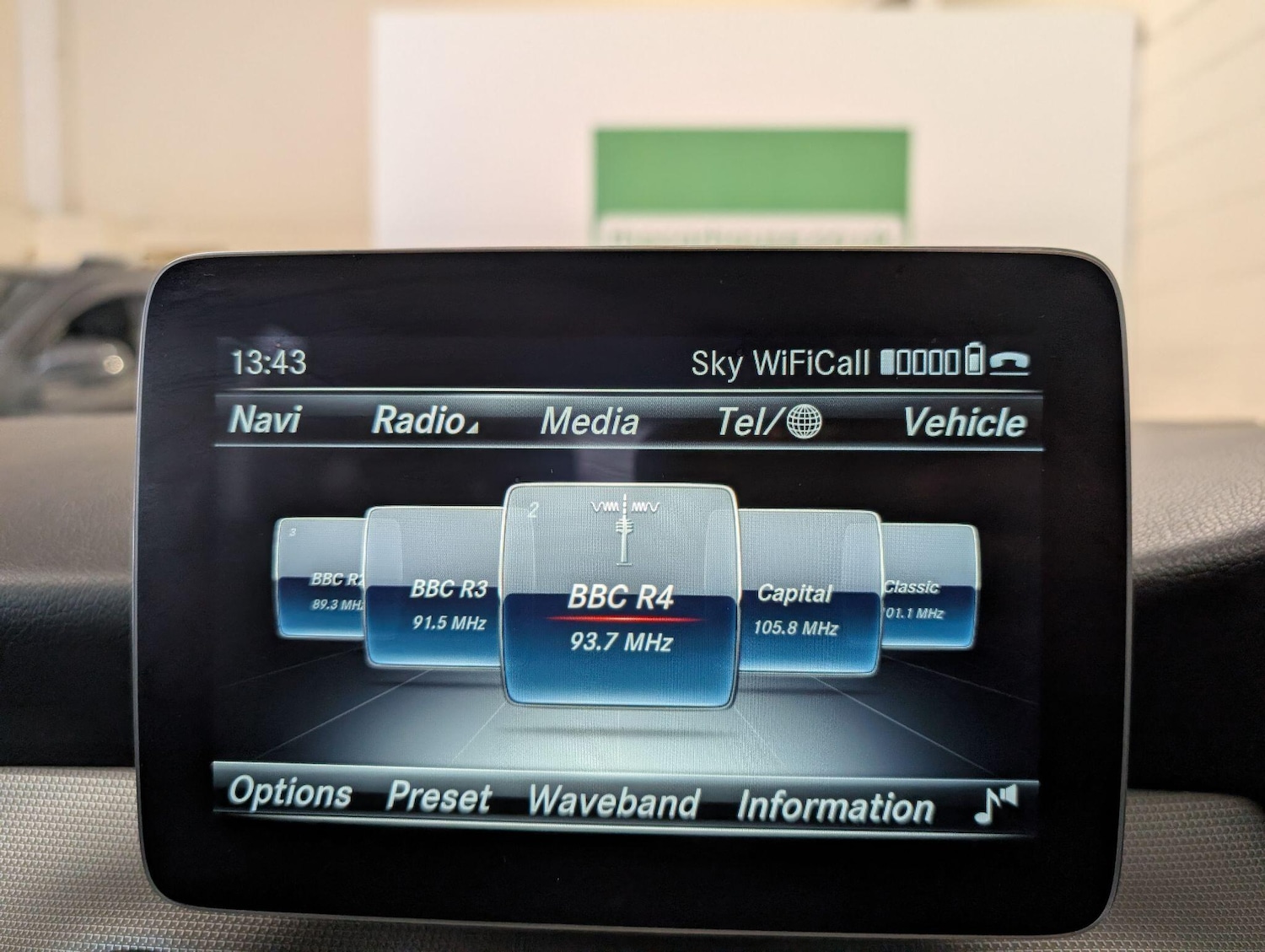 Used Mercedes-Benz GLA 2018 for sale - 76592677: Photo 45