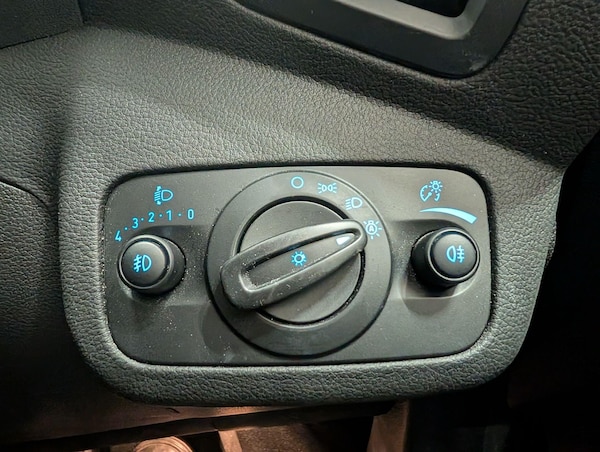 Used Ford Kuga 2017 for sale - 76175091: Photo 28