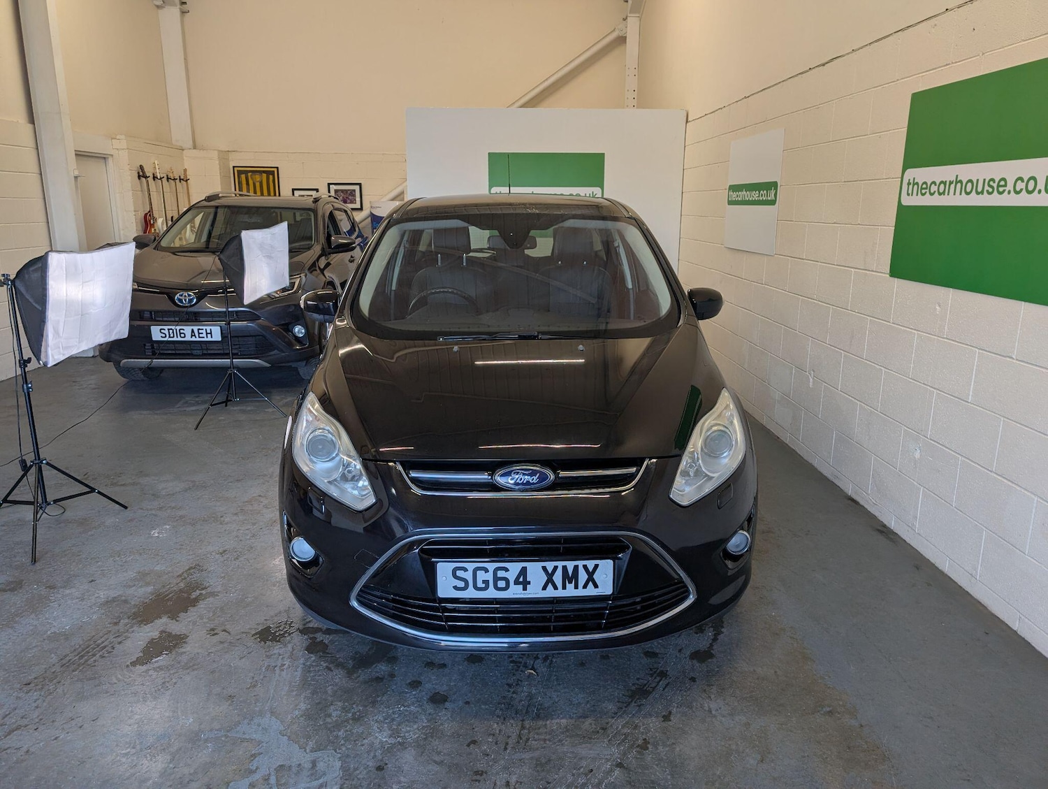 Used Ford C-Max 2014 for sale - 77016321: Photo 2