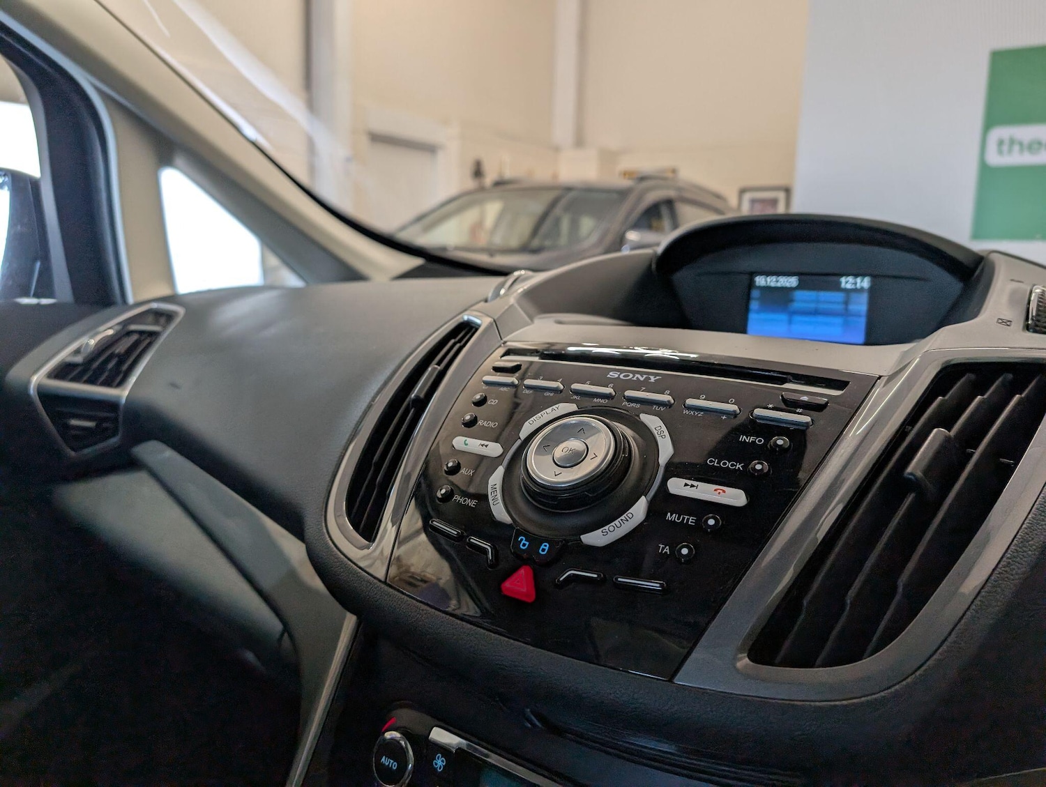 Used Ford C-Max 2014 for sale - 77016321: Photo 20