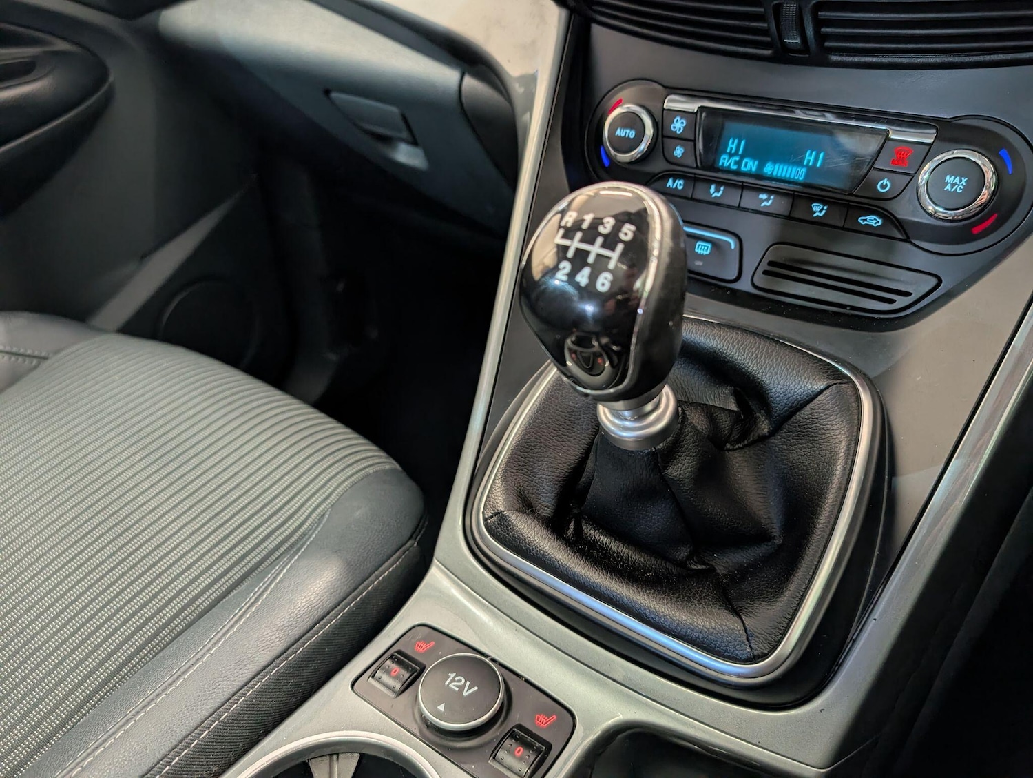 Used Ford C-Max 2014 for sale - 77016321: Photo 24