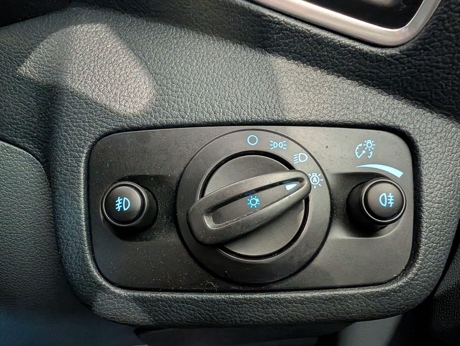 Used Ford C-Max 2014 for sale - 77016321: Photo 30