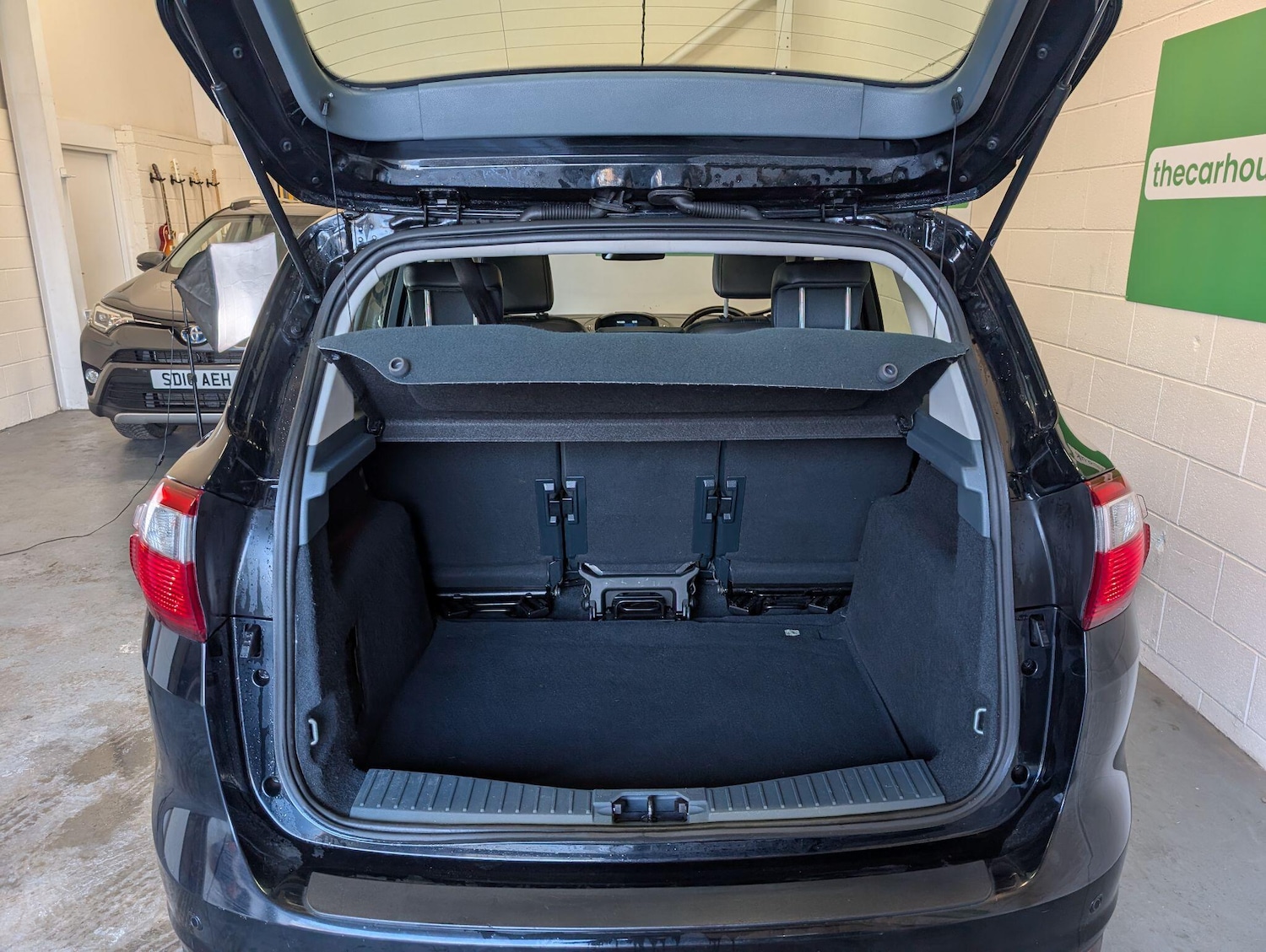 Used Ford C-Max 2014 for sale - 77016321: Photo 42