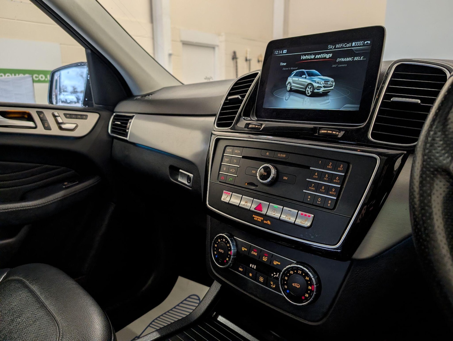 Used Mercedes-Benz GLE 2017 for sale - 77305237: Photo 23