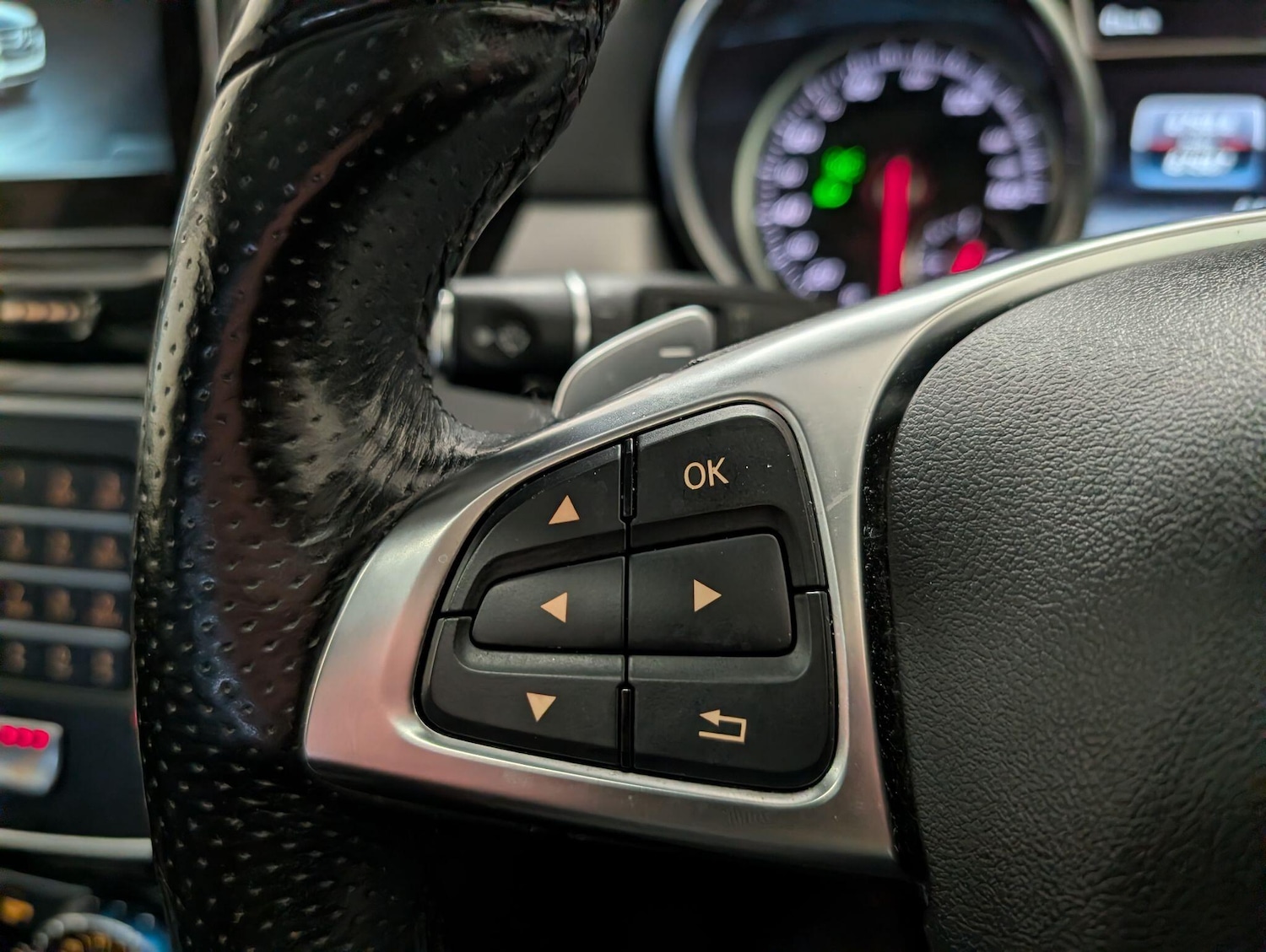 Used Mercedes-Benz GLE 2017 for sale - 77305237: Photo 33