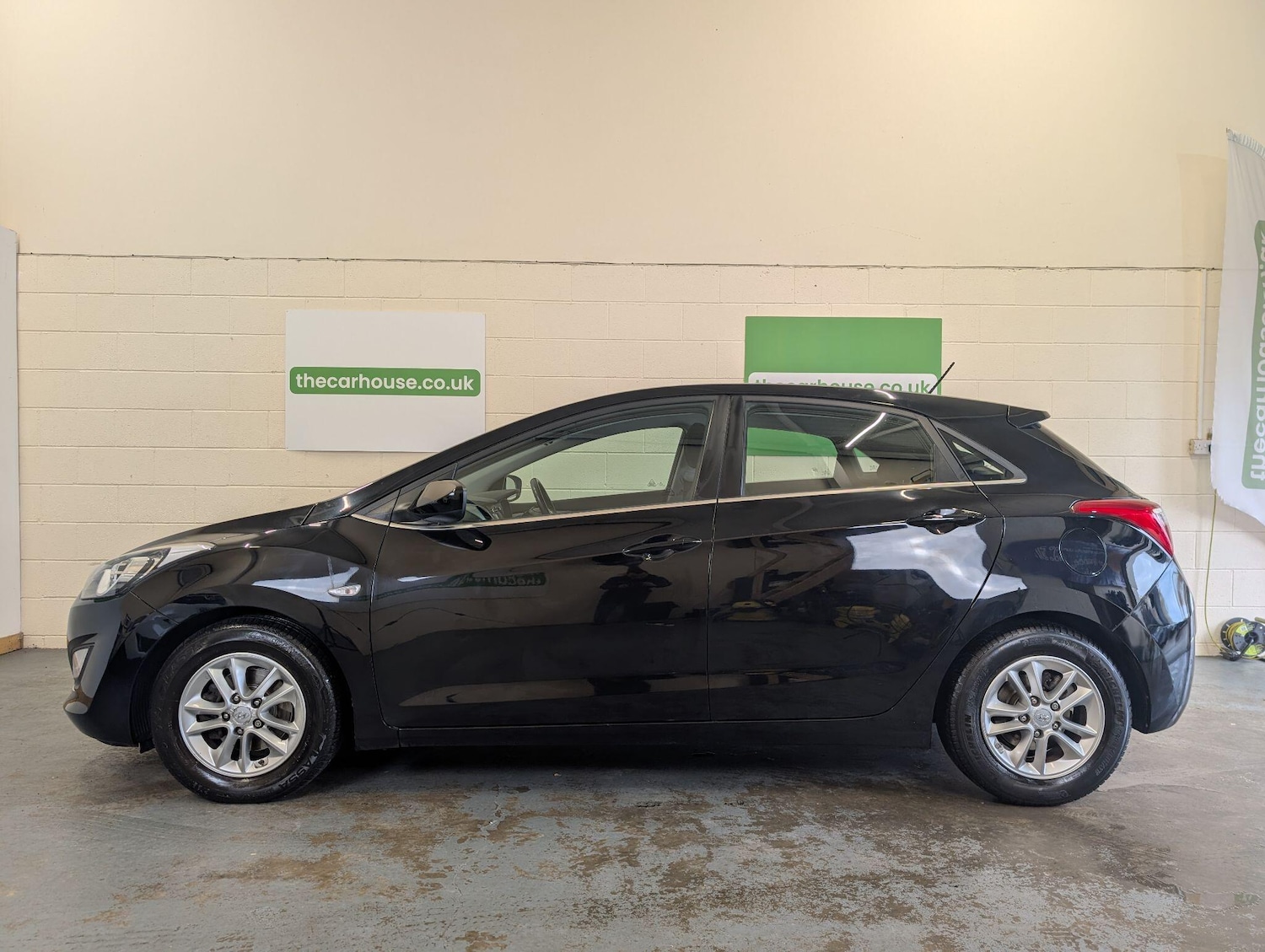 Used Hyundai i30 2015 for sale - 76561716: Photo 18