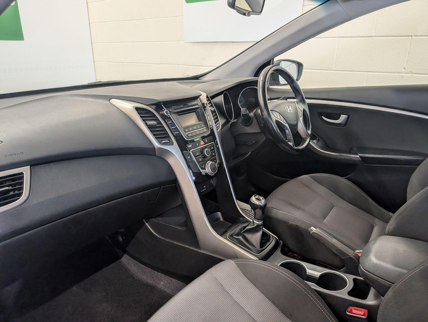 Used Hyundai i30 2015 for sale - 76561716: Photo 25