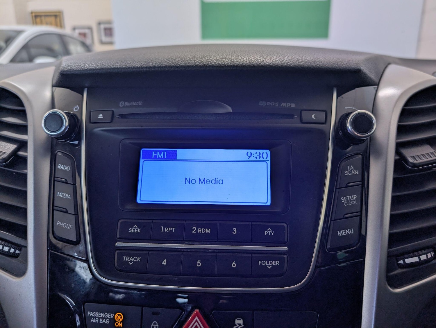 Used Hyundai i30 2015 for sale - 76561716: Photo 40