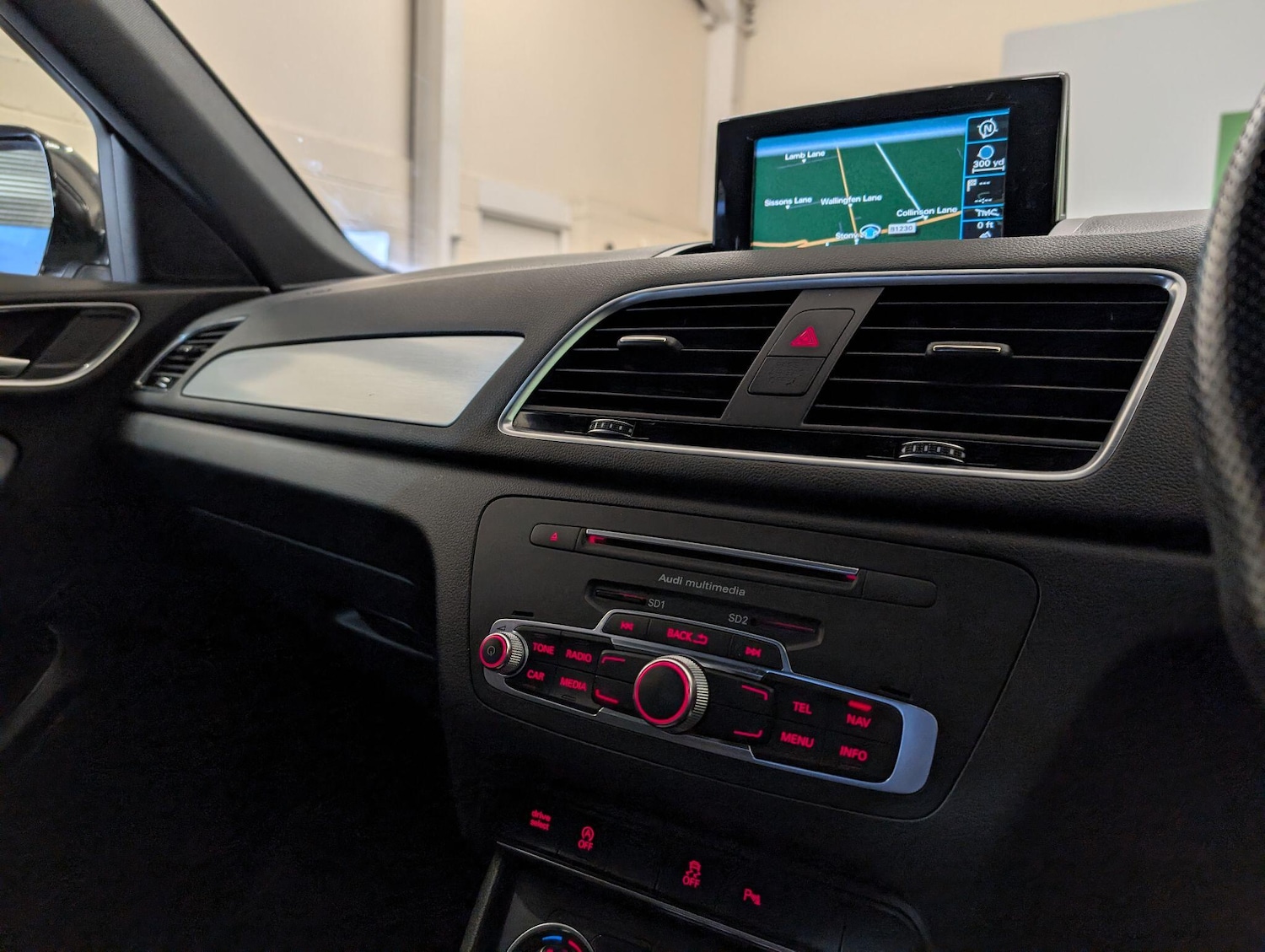 Used Audi Q3 2018 for sale - 76633093: Photo 23