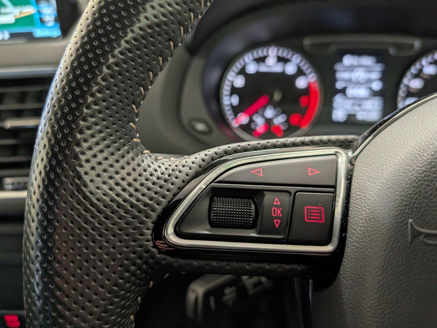 Used Audi Q3 2018 for sale - 76633093: Photo 29