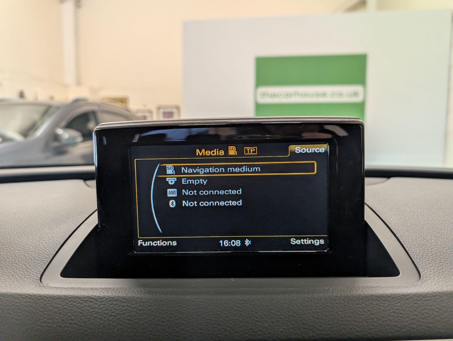 Used Audi Q3 2018 for sale - 76633093: Photo 40