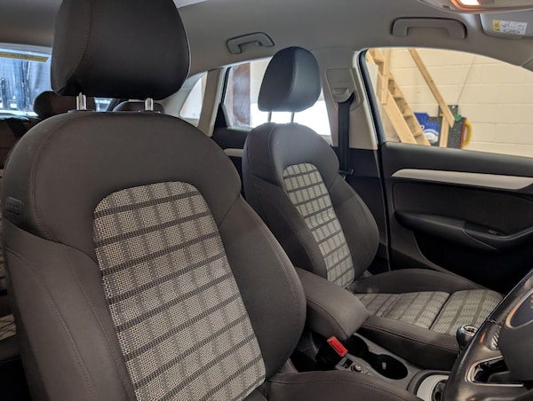 Used Audi Q3 2015 for sale - 76239107: Photo 27