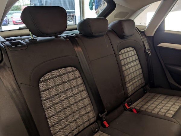 Used Audi Q3 2015 for sale - 76239107: Photo 28