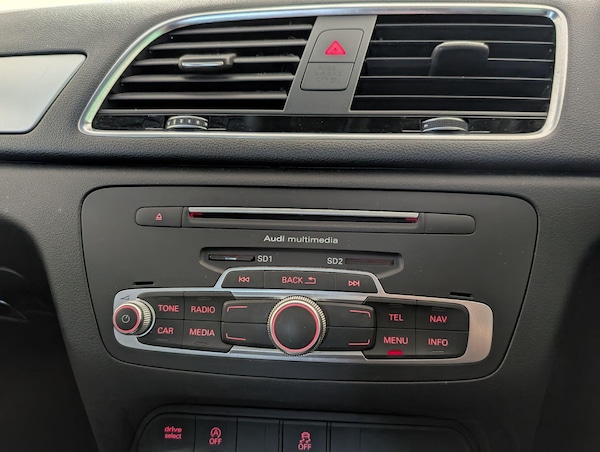 Used Audi Q3 2015 for sale - 76239107: Photo 45