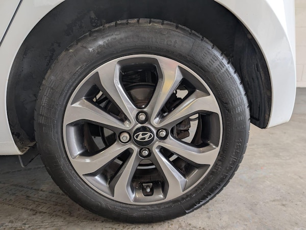 Used Hyundai i10 2016 for sale - 75519954: Photo 35
