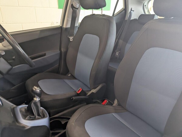 Used Hyundai i10 2016 for sale - 75519954: Photo 43