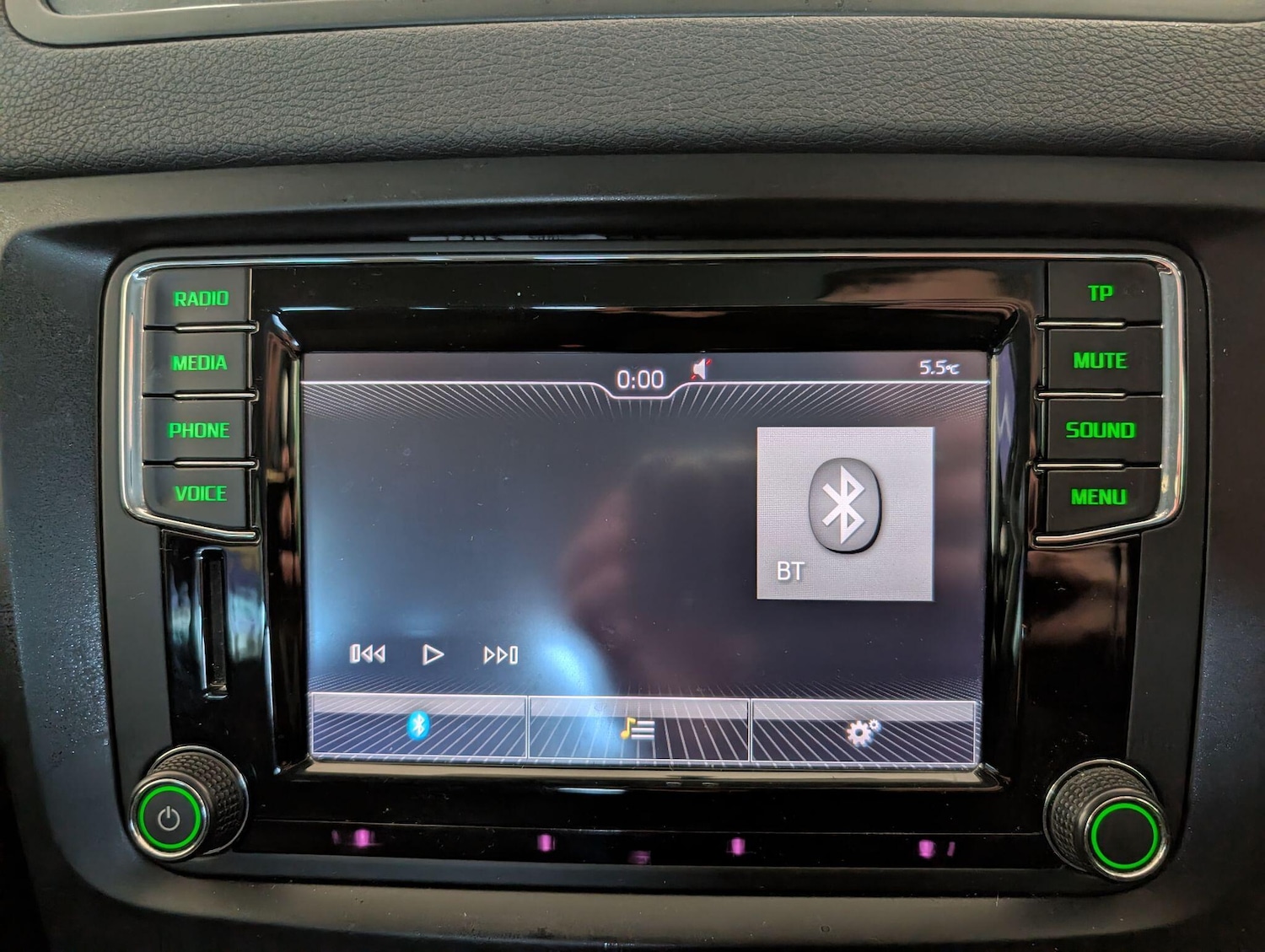 Used Skoda Yeti 2015 for sale - 77550302: Photo 40