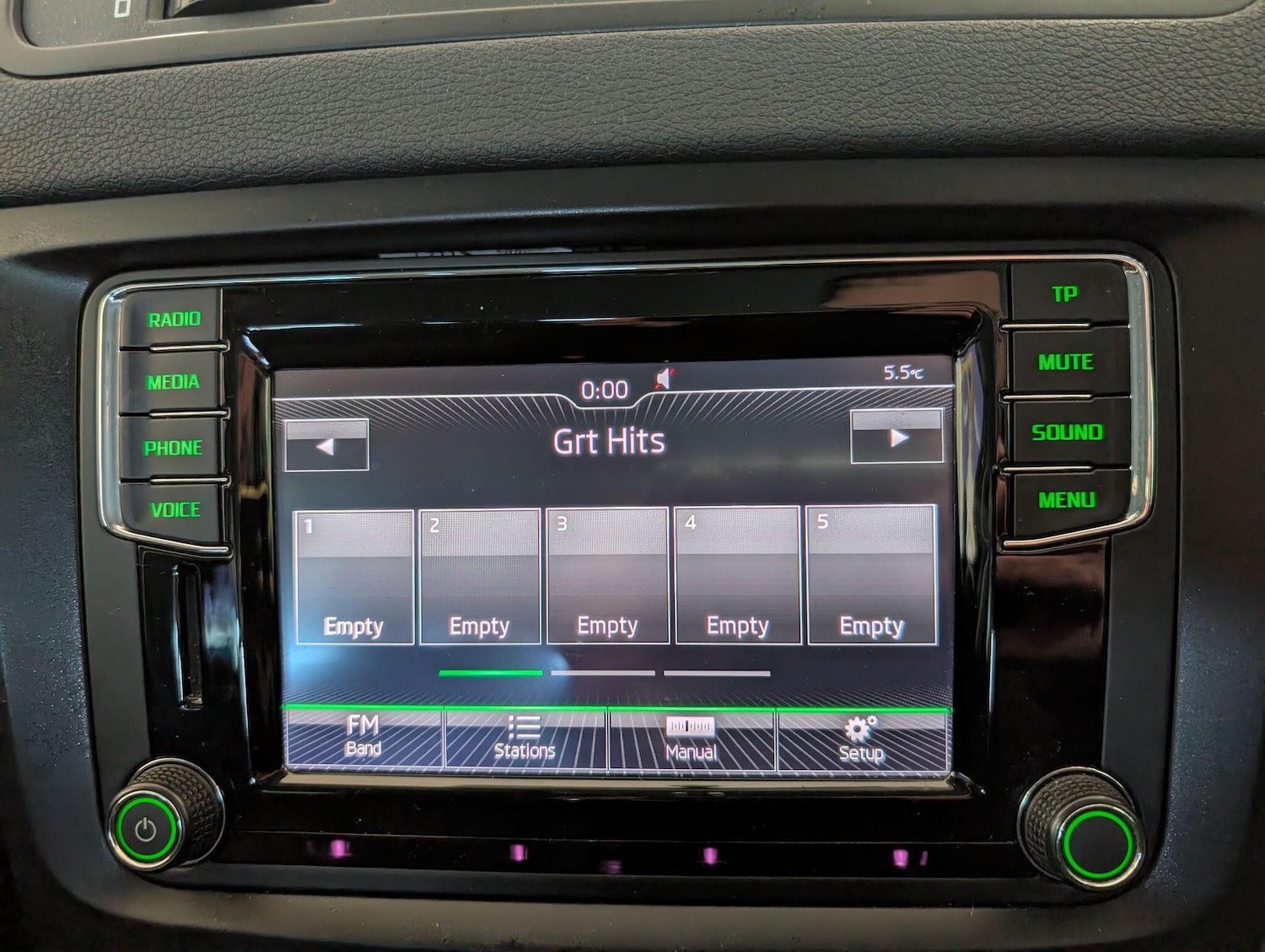 Used Skoda Yeti 2015 for sale - 77550302: Photo 42