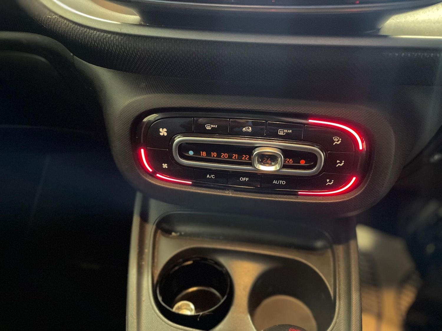 Used smart fortwo 2017 for sale - 77351464: Photo 16