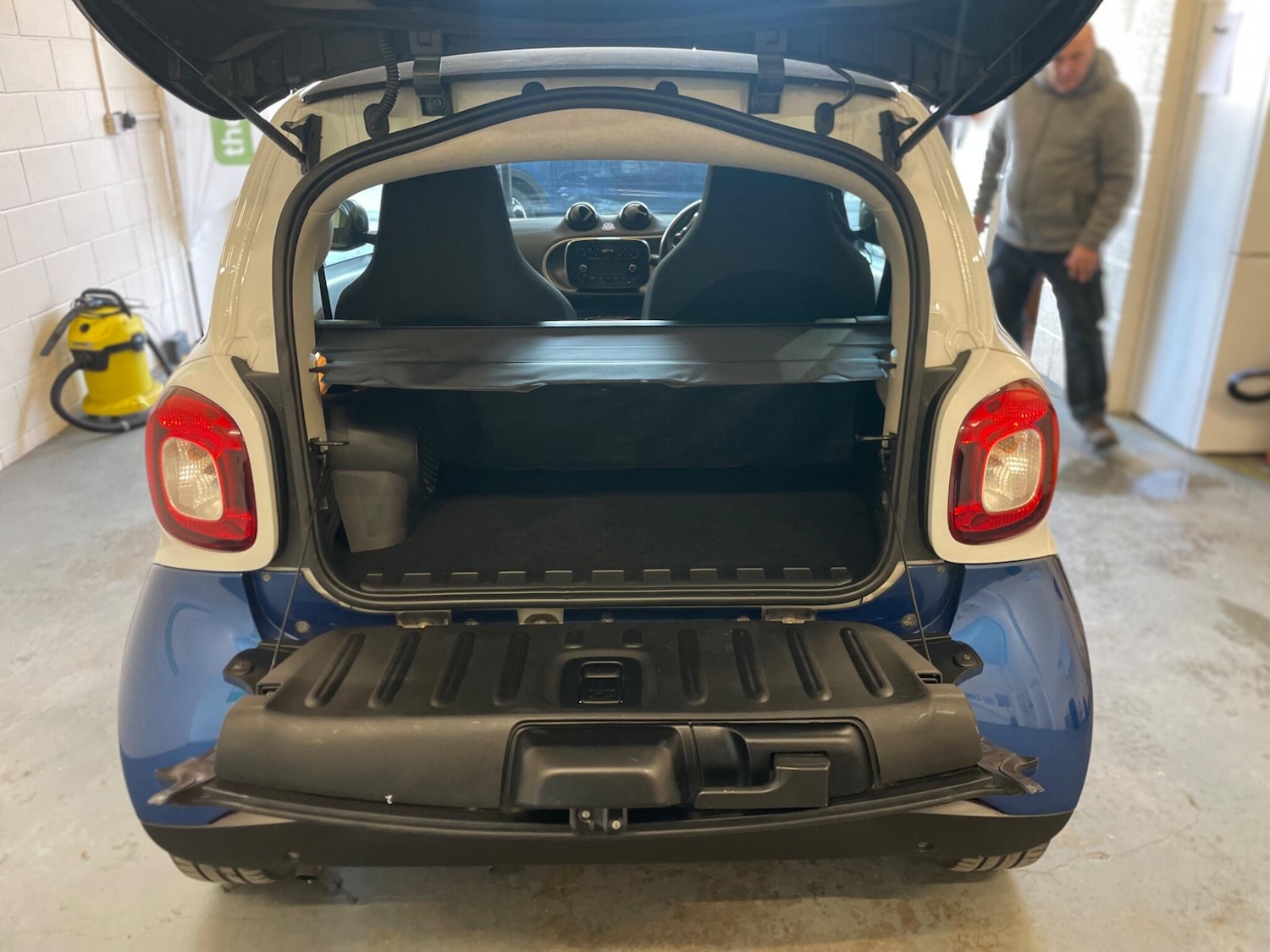 Used smart fortwo 2017 for sale - 77351464: Photo 24