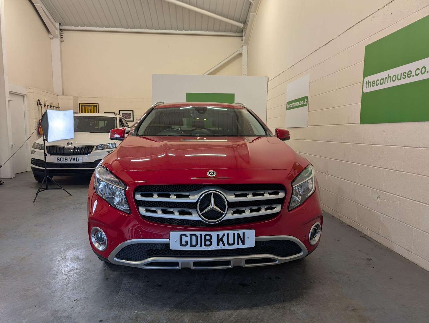 Used Mercedes-Benz GLA 2018 for sale - 76295920: Photo 2