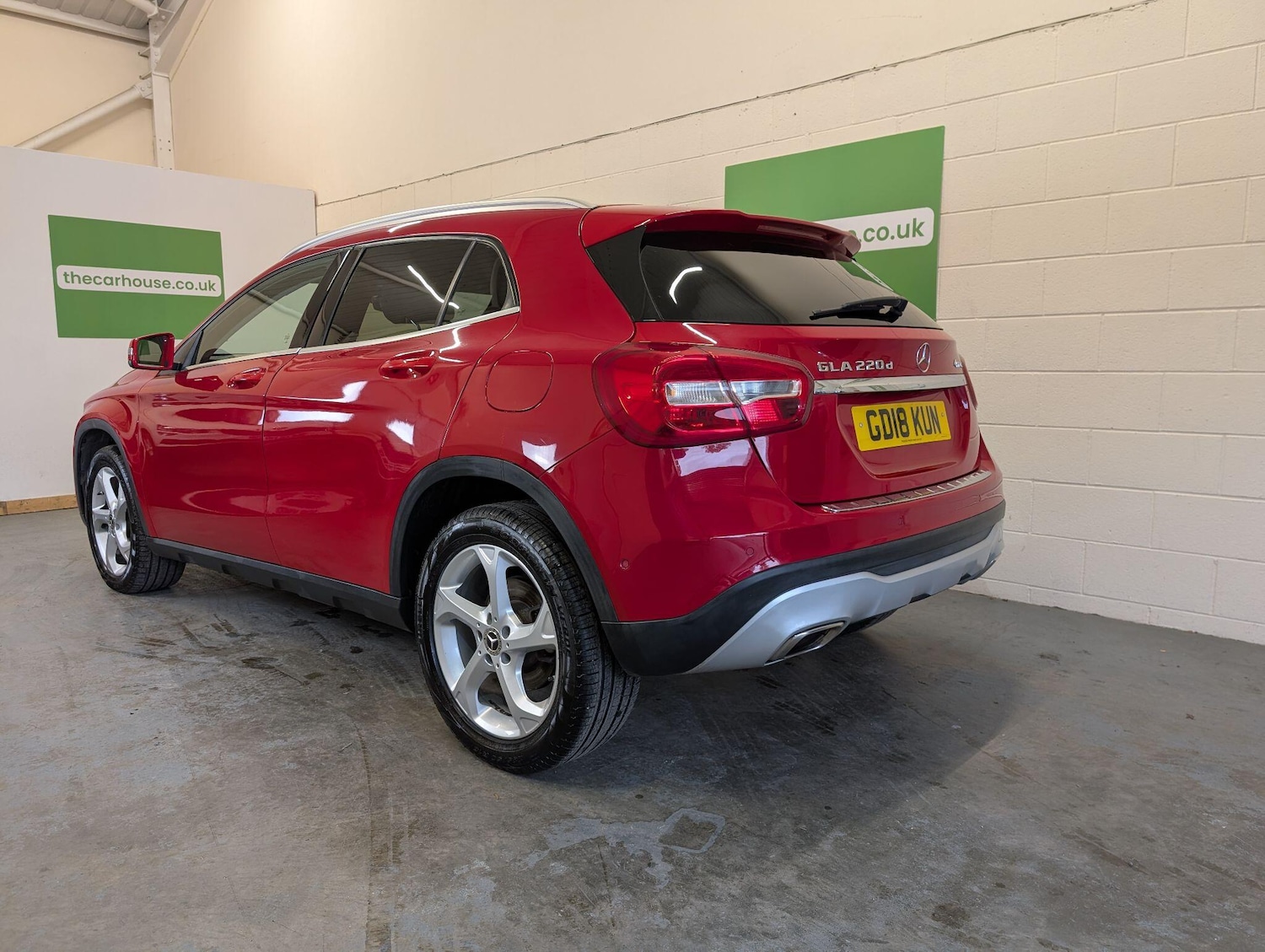 Used Mercedes-Benz GLA 2018 for sale - 76295920: Photo 4