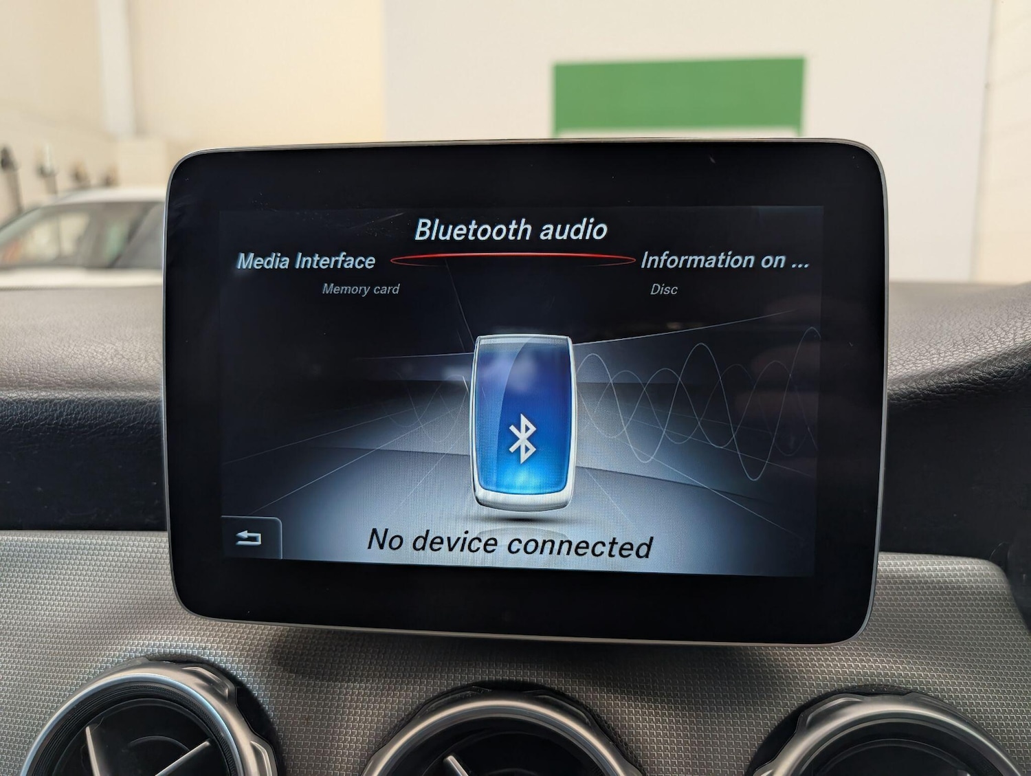 Used Mercedes-Benz GLA 2018 for sale - 76295920: Photo 46