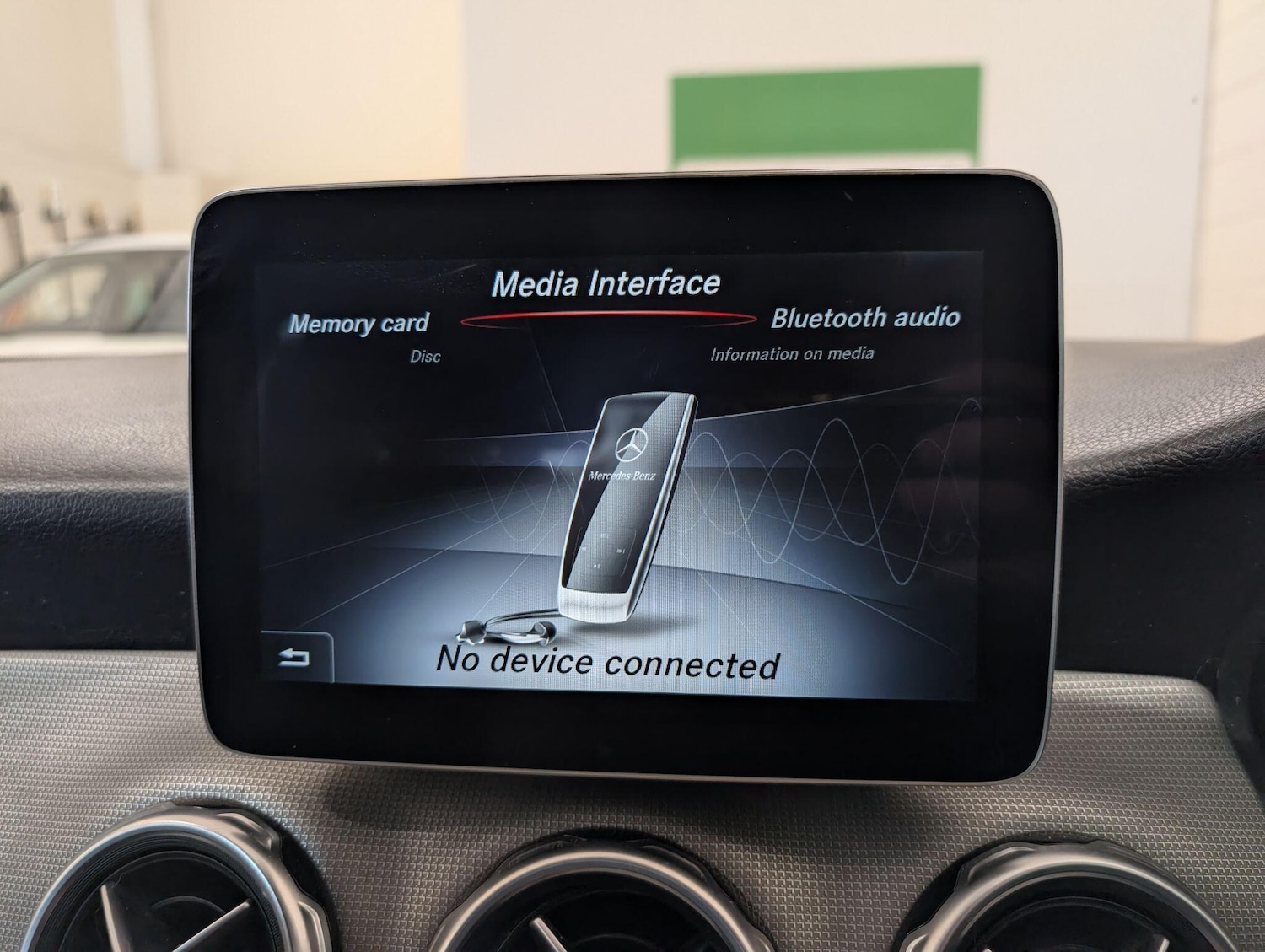 Used Mercedes-Benz GLA 2018 for sale - 76295920: Photo 47