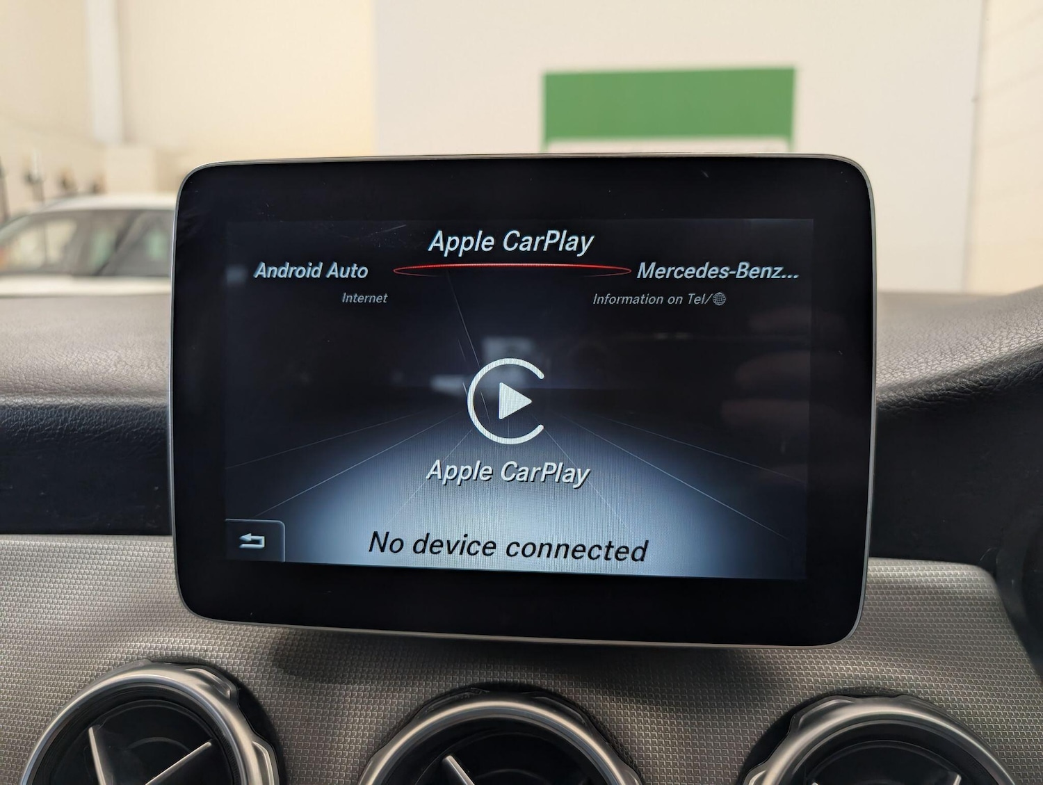 Used Mercedes-Benz GLA 2018 for sale - 76295920: Photo 50