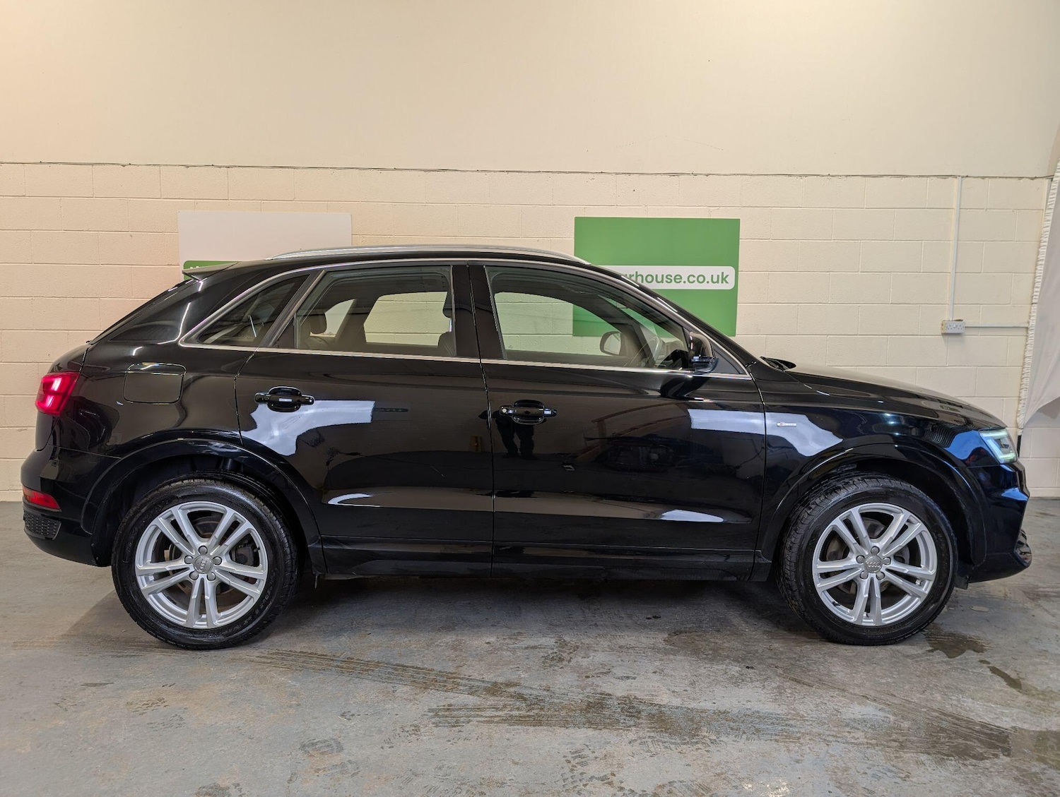 Used Audi Q3 2018 for sale - 76991569: Photo 16