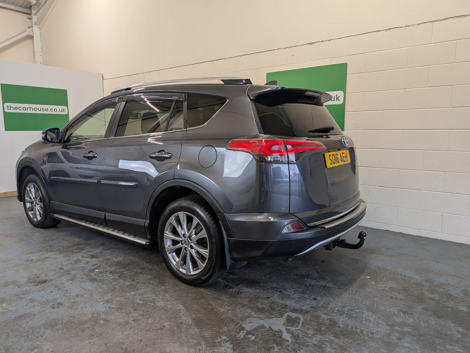 Used Toyota RAV4 2016 for sale - 76597034: Photo 14