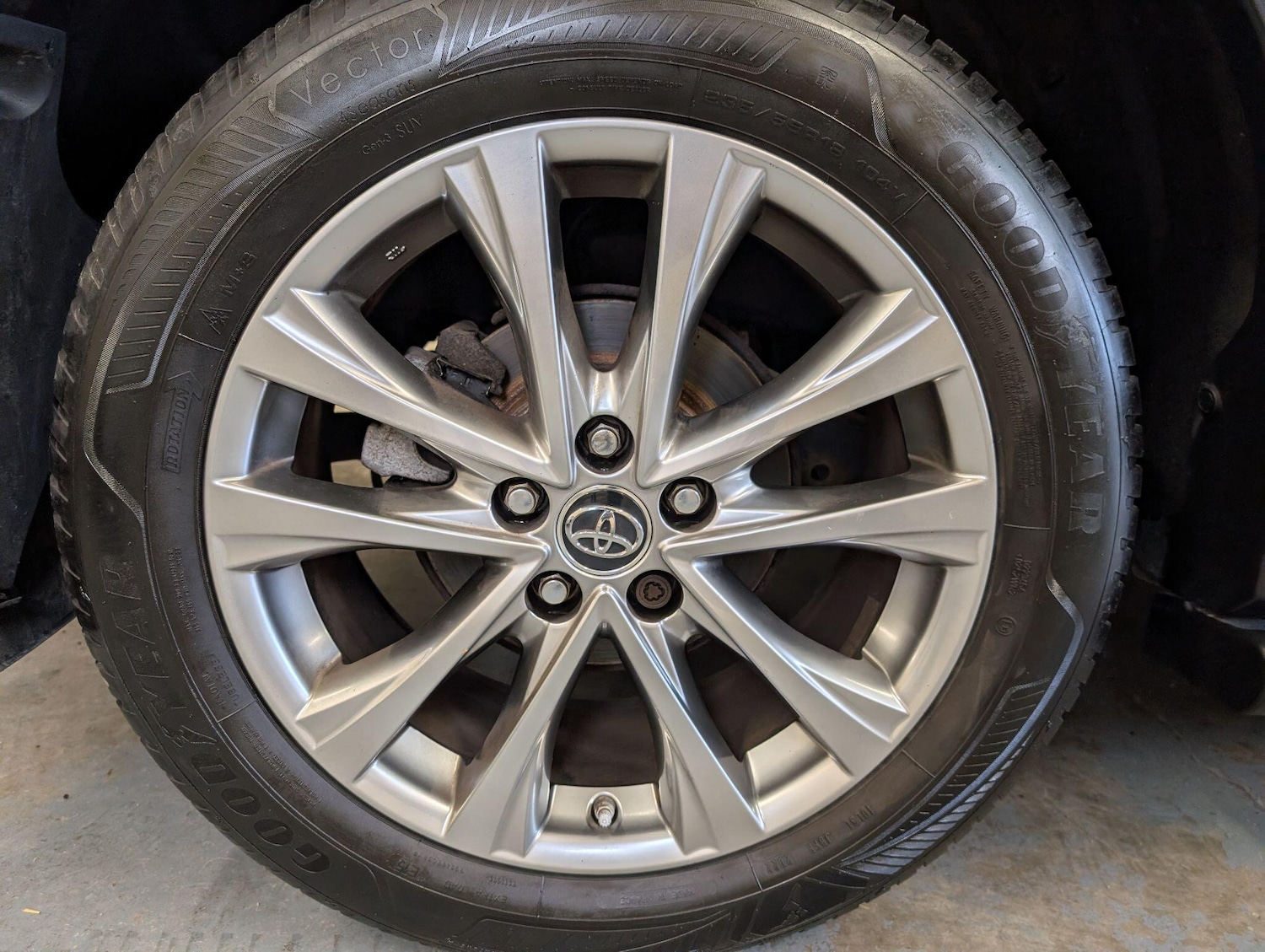 Used Toyota RAV4 2016 for sale - 76597034: Photo 41