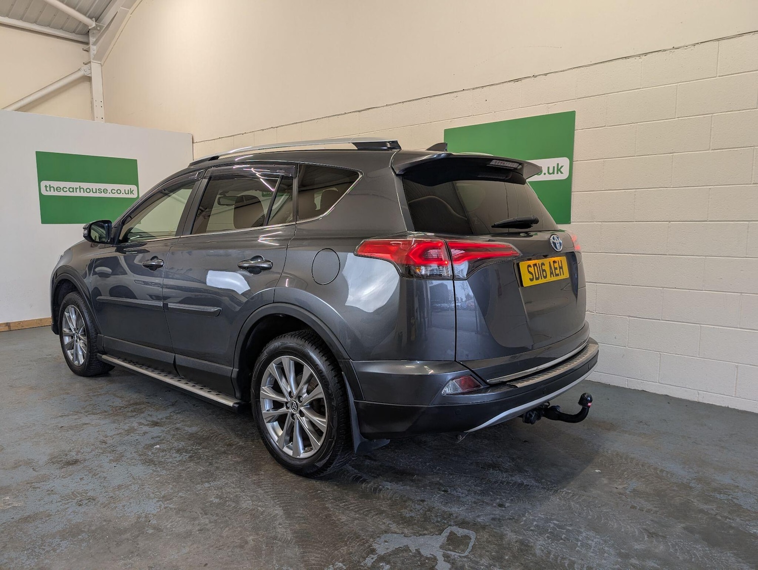 Used Toyota RAV4 2016 for sale - 76597034: Photo 5