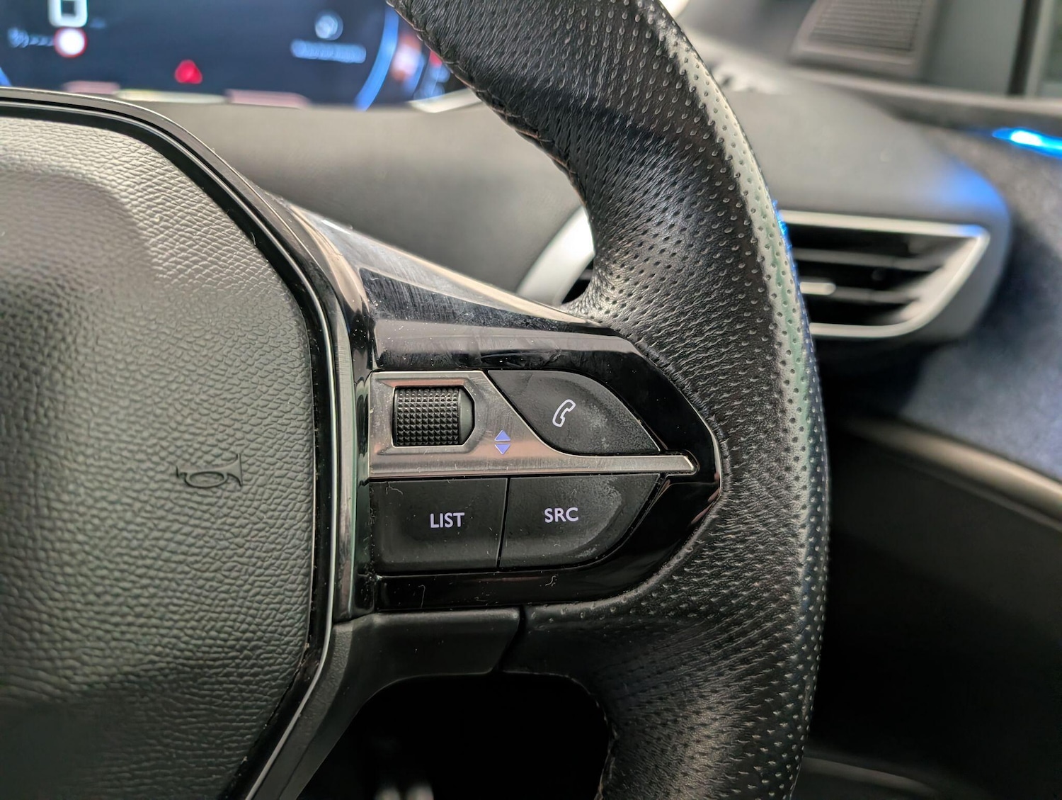 Used Peugeot 3008 2019 for sale - 77132067: Photo 26