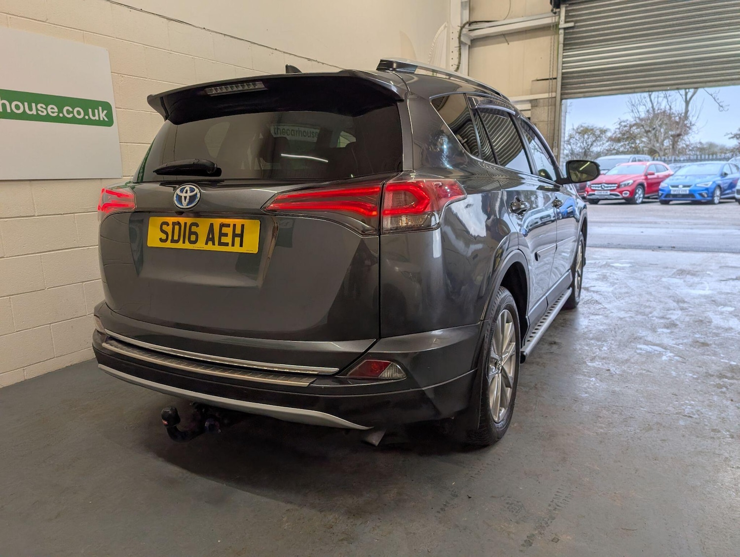 Used Toyota RAV4 2016 for sale - 76989935: Photo 21