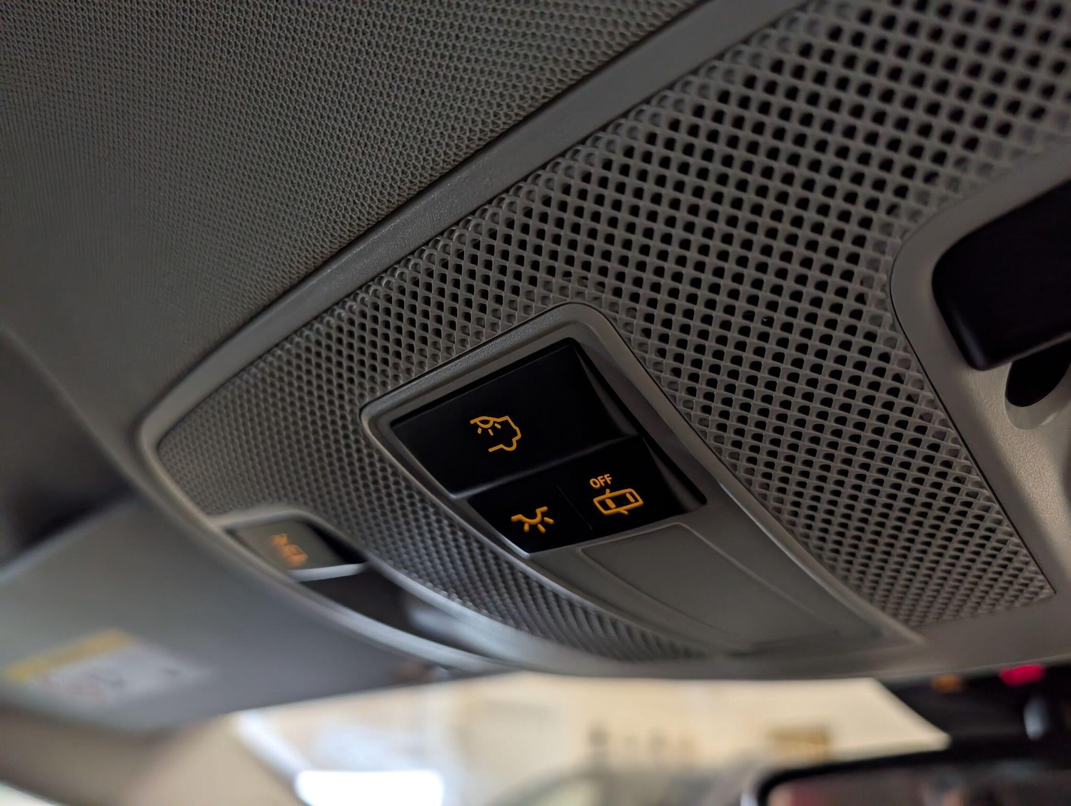 Used Mercedes-Benz GLA 2018 for sale - 76995119: Photo 32