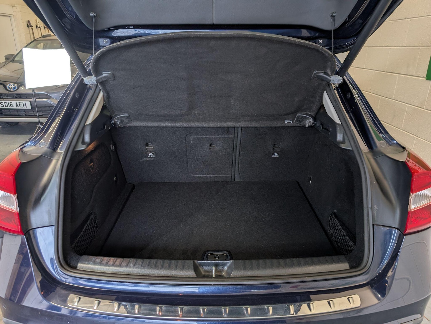 Used Mercedes-Benz GLA 2018 for sale - 76995119: Photo 51