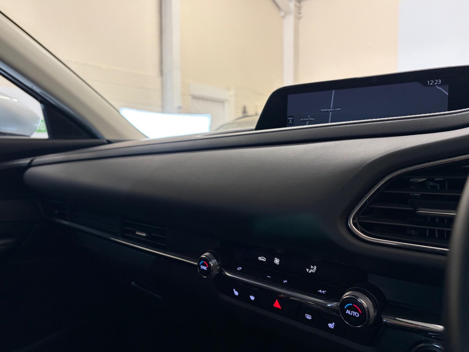 Used Mazda CX-30 for sale - 77704608: Photo 42