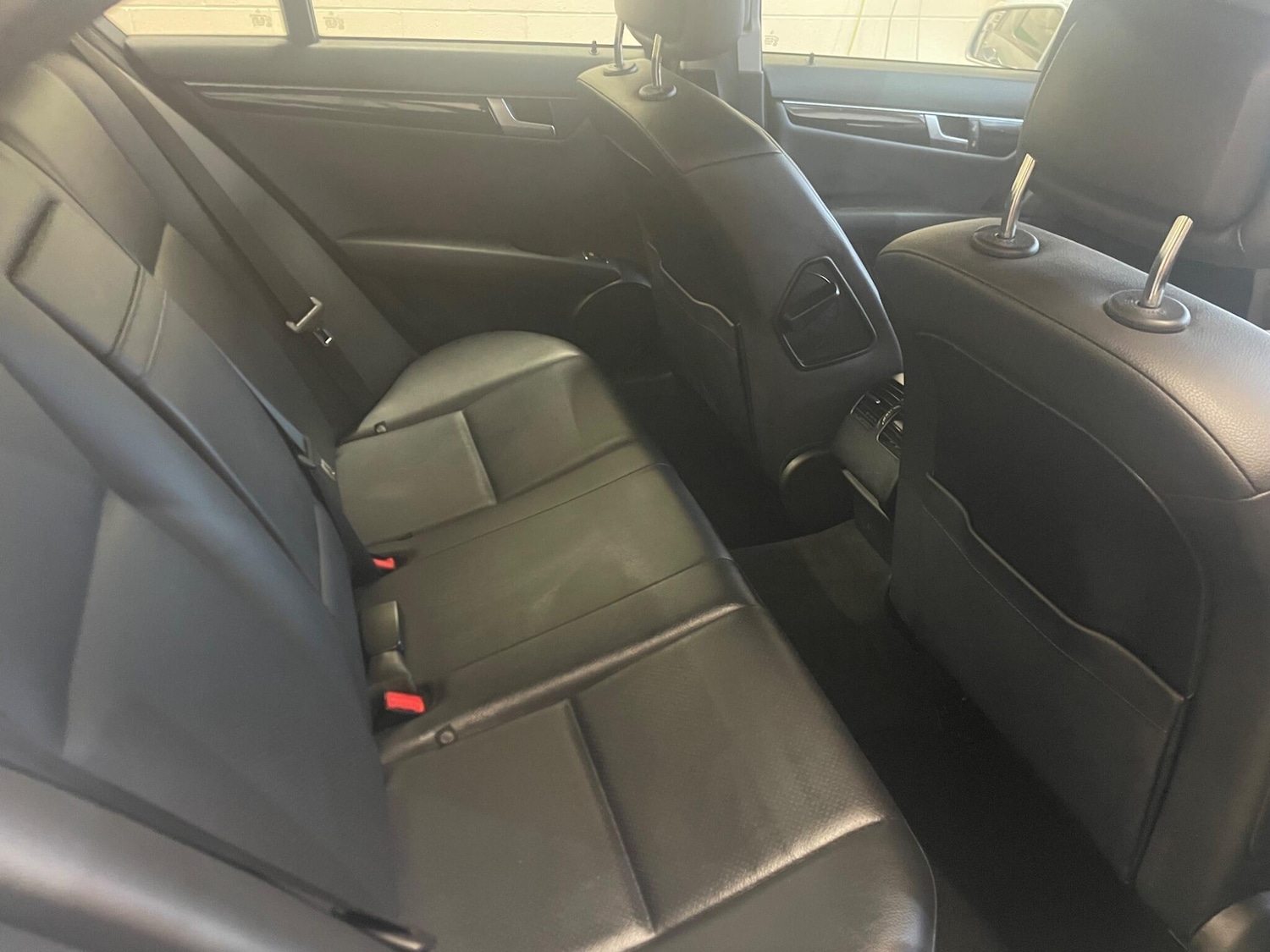 Used Mercedes-Benz C Class 2013 for sale - 77387622: Photo 16