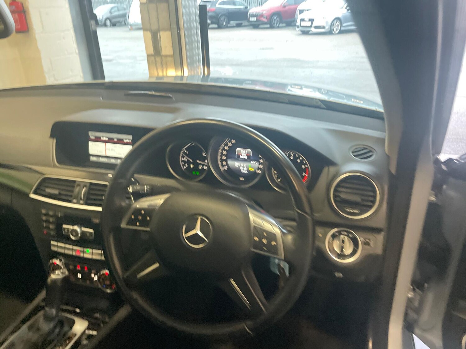 Used Mercedes-Benz C Class 2013 for sale - 77387622: Photo 19