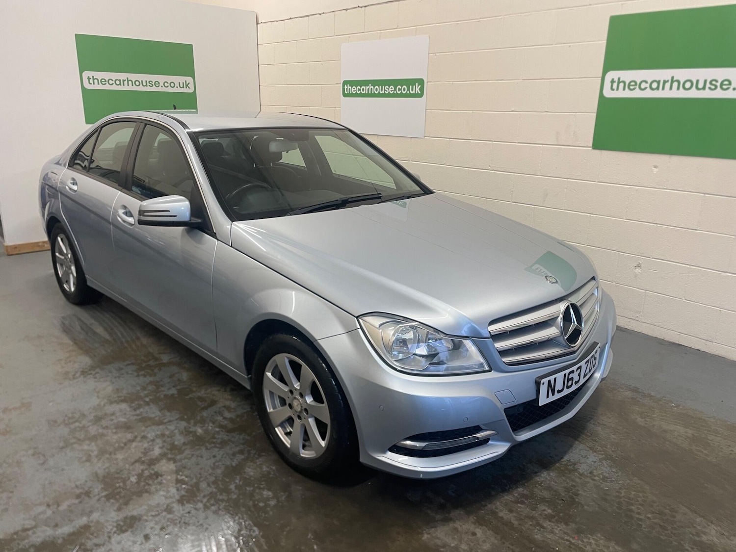 Used Mercedes-Benz C Class 2013 for sale - 77387622: Photo 24