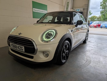 Used MINI Hatch 2018 for sale - 75431462: Photo