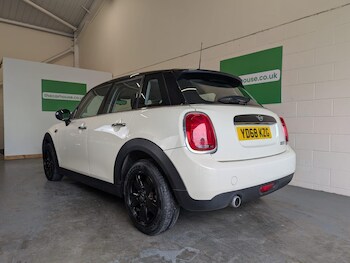 Used MINI Hatch 2018 for sale - 75431462: Photo