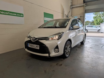Used Toyota Yaris 2015 for sale - 75838124: Photo