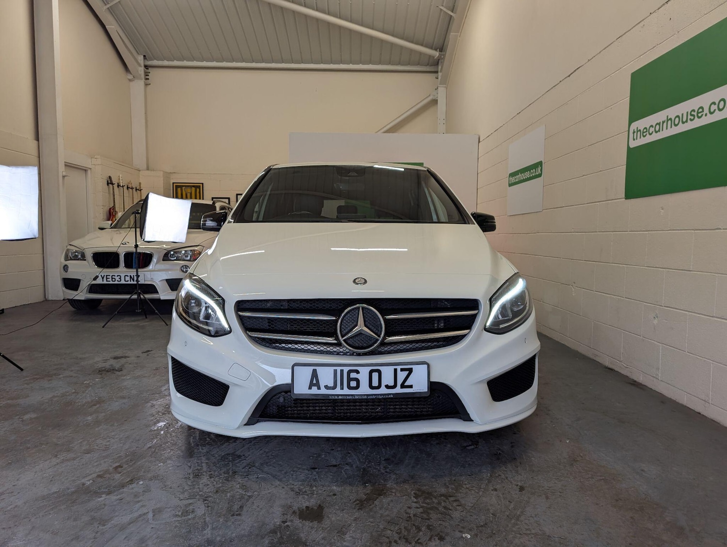 Used Mercedes-Benz B Class 2016 for sale - 77144095: Photo 2