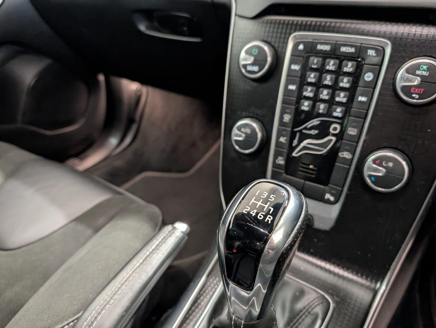 Used Volvo V40 2019 for sale - 76801966: Photo 22