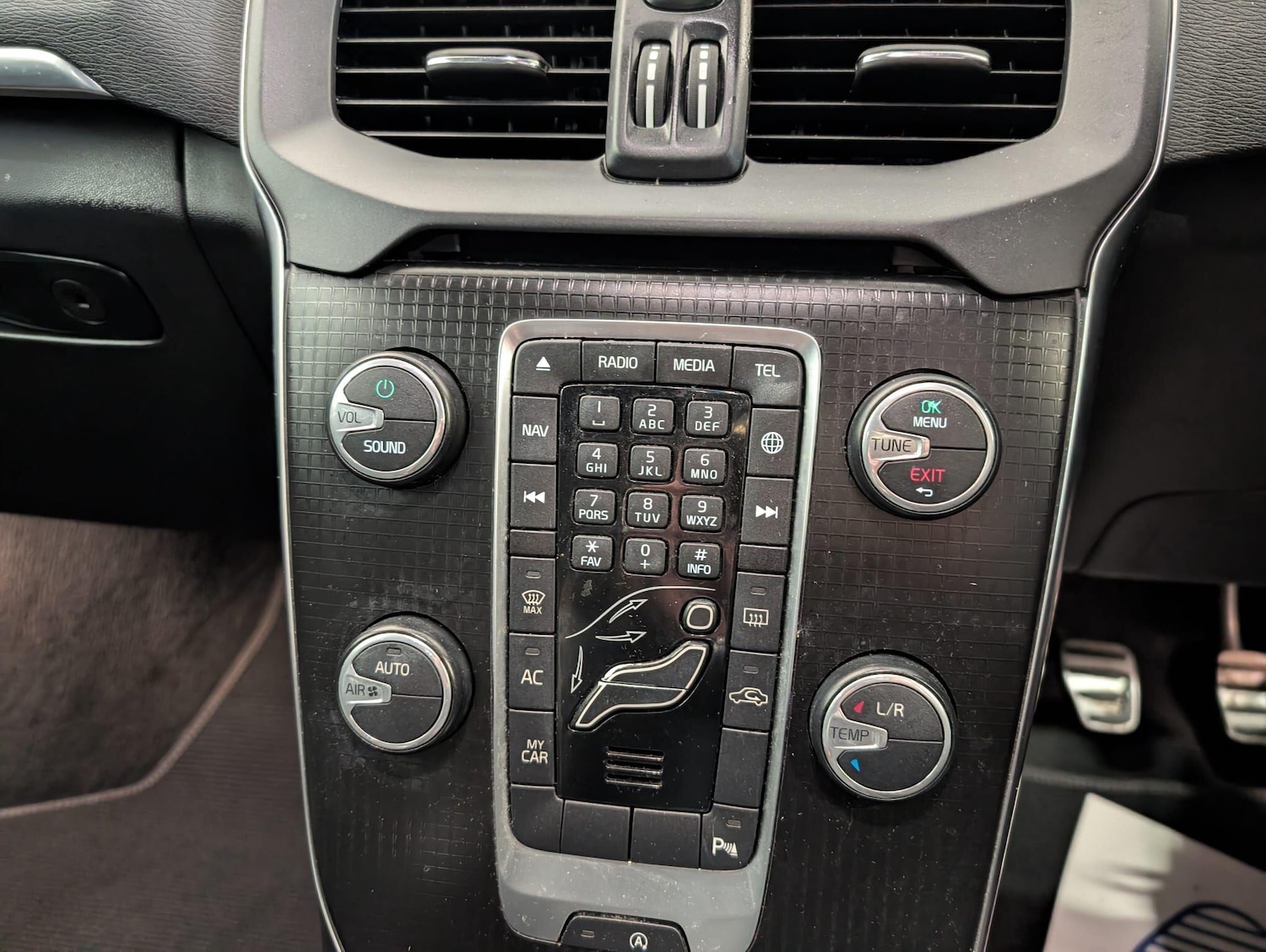 Used Volvo V40 2019 for sale - 76801966: Photo 23