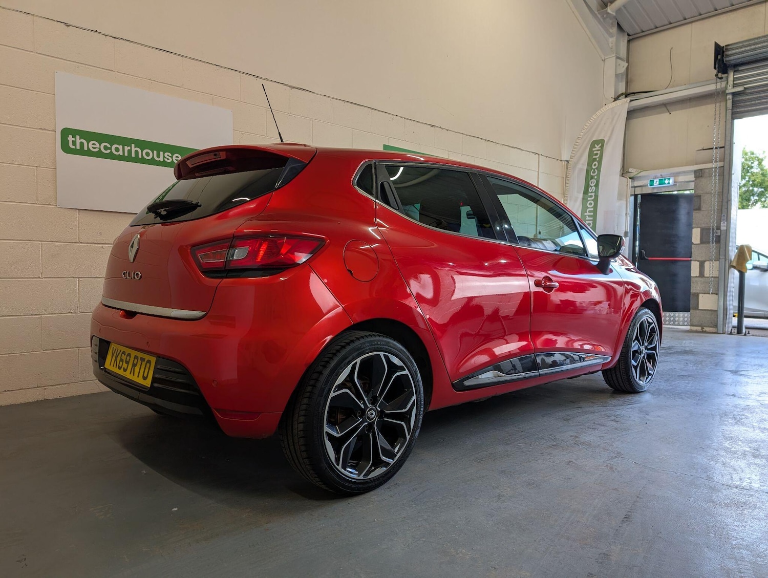 Used Renault Clio 2019 for sale - 76989262: Photo 22