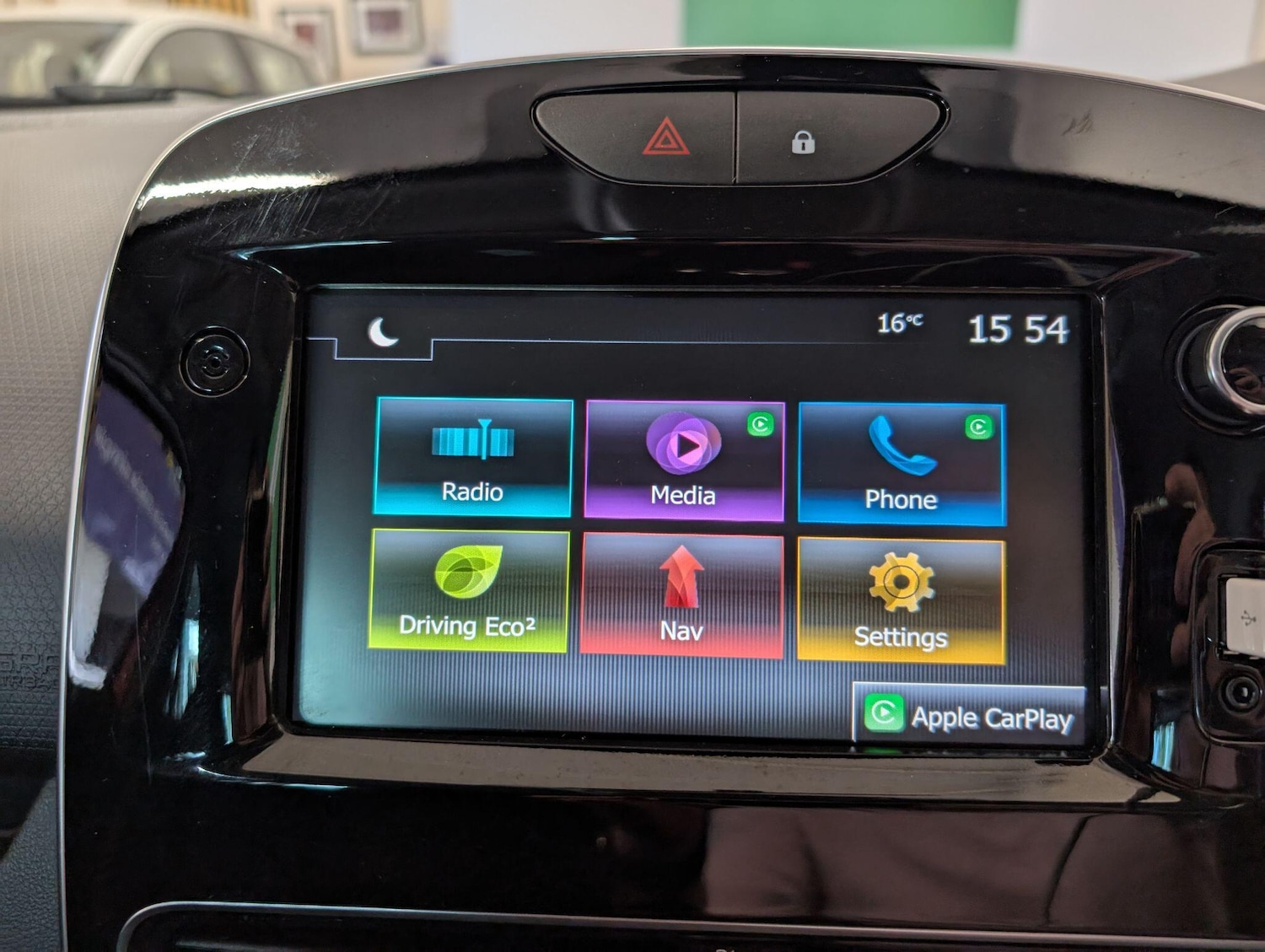 Used Renault Clio 2019 for sale - 76989262: Photo 44